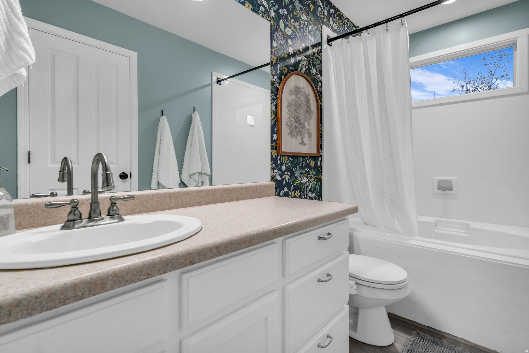 MEADOWS - Residential