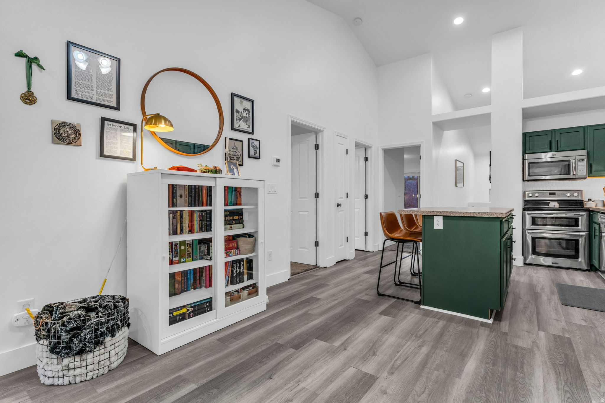 MEADOWS - Residential