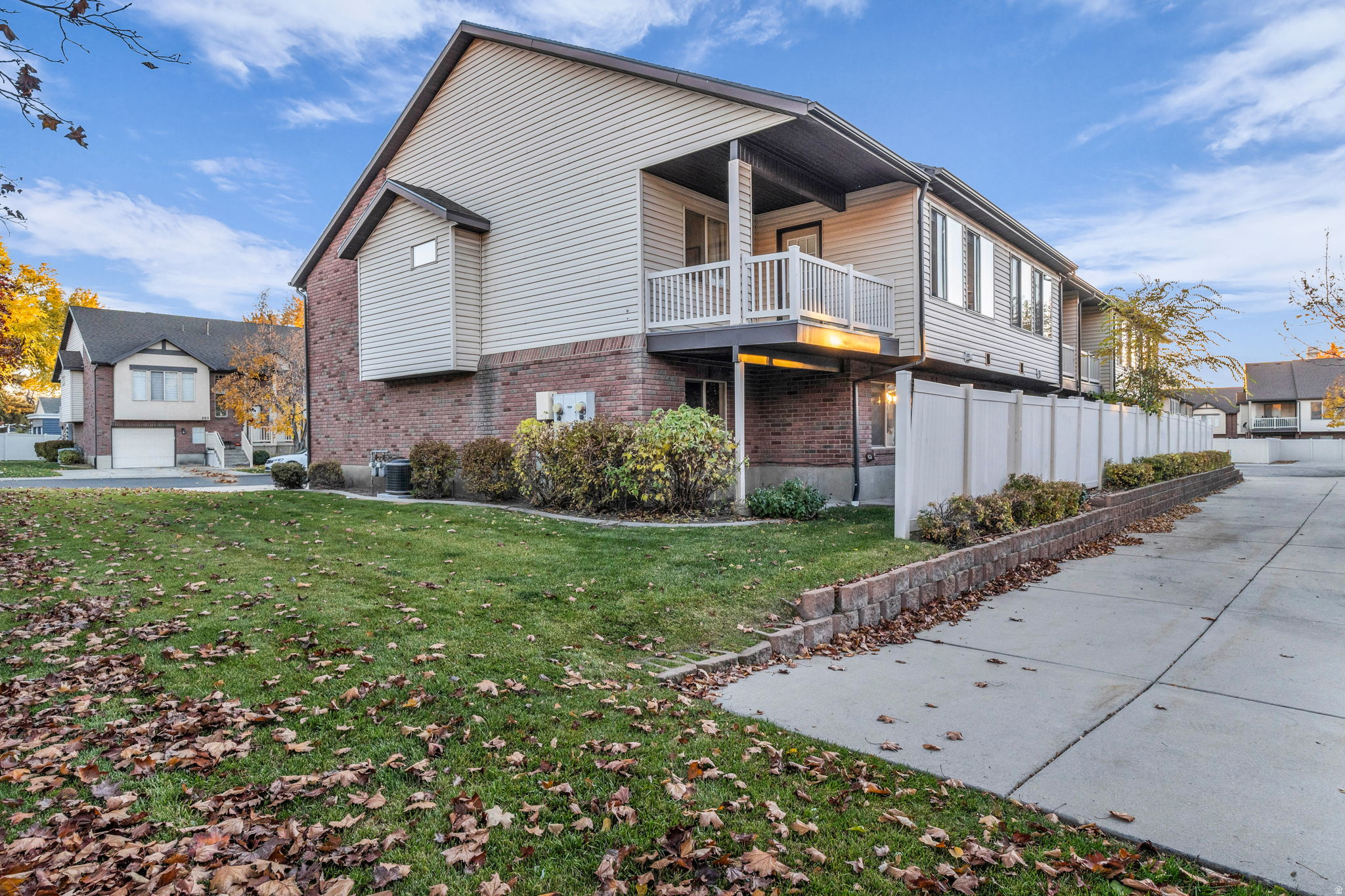 MEADOWS - Residential