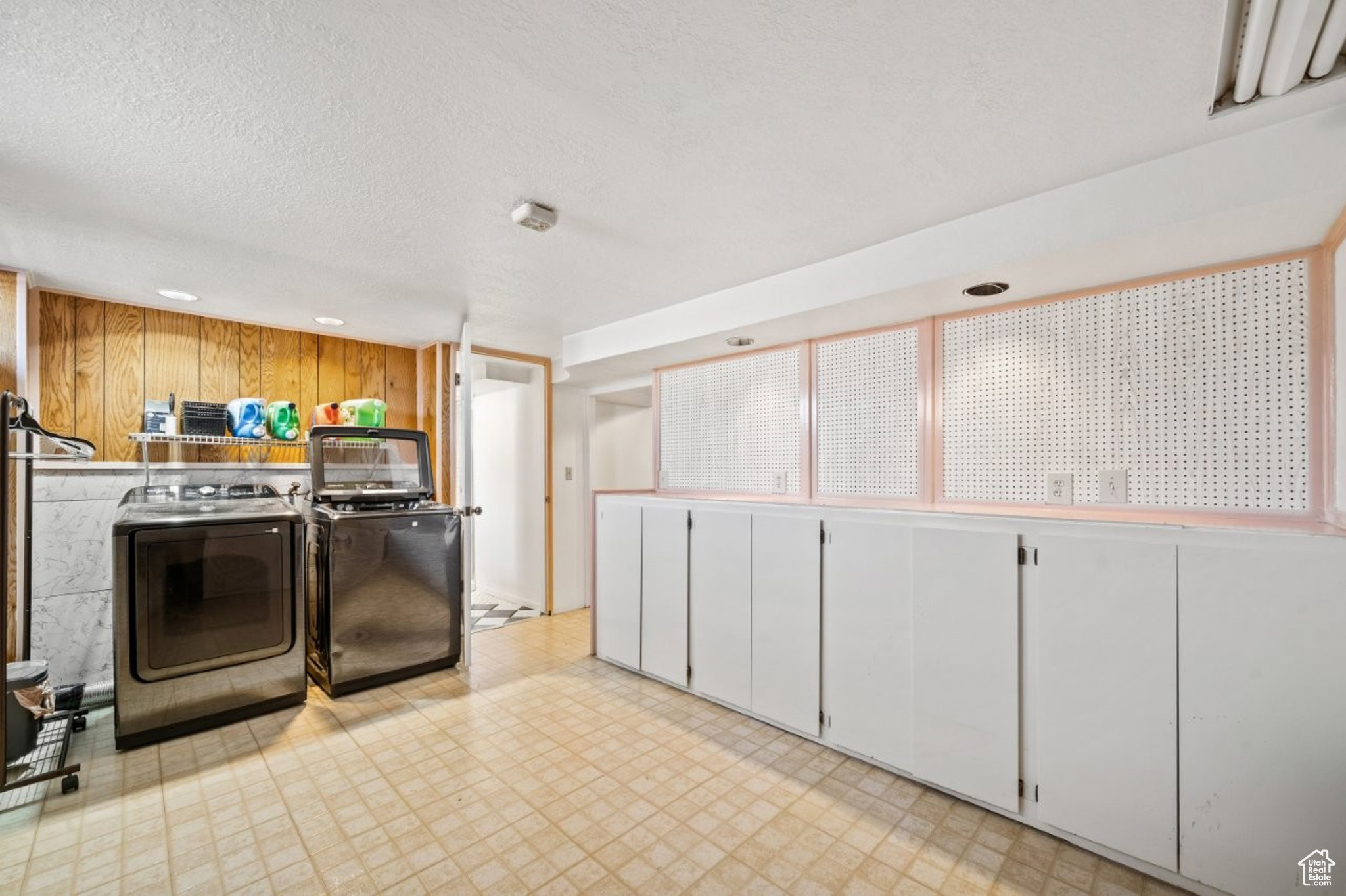 HOFFMAN HEIGHTS - Residential