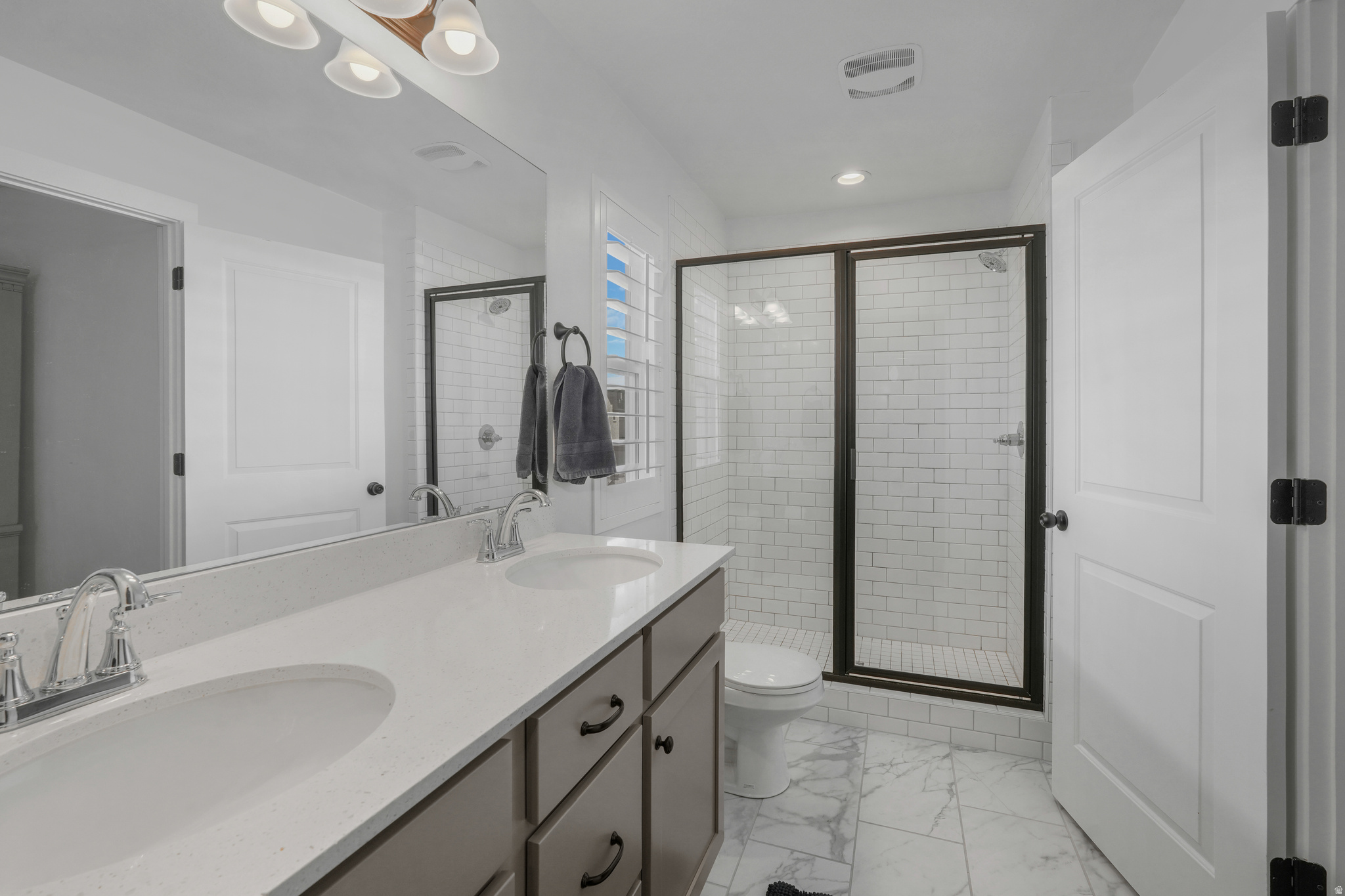 DAYBREAK - Residential