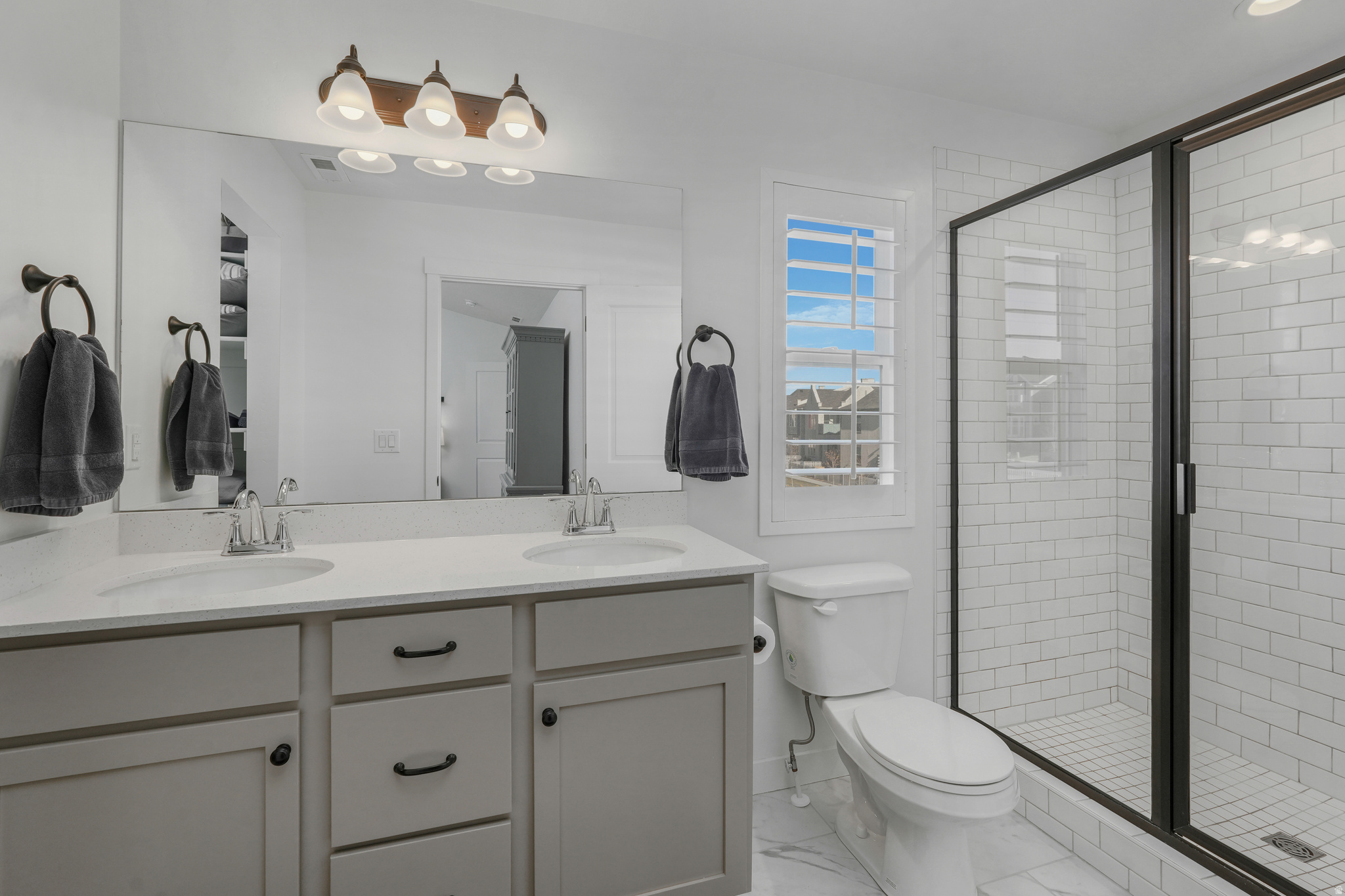 DAYBREAK - Residential