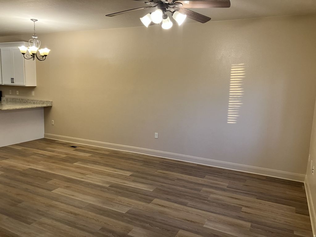 Photo of 700 N MAIN ST #C3, Washington, UT 84780 (MLS # 2136125)
