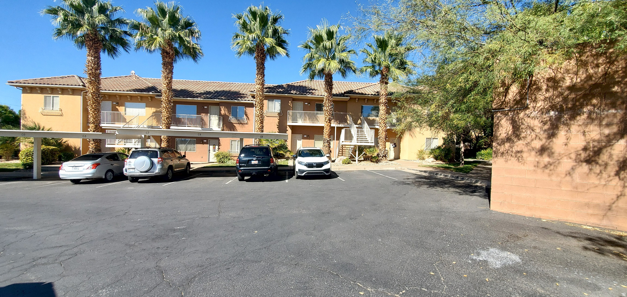 LA VENITA CONDO - Residential