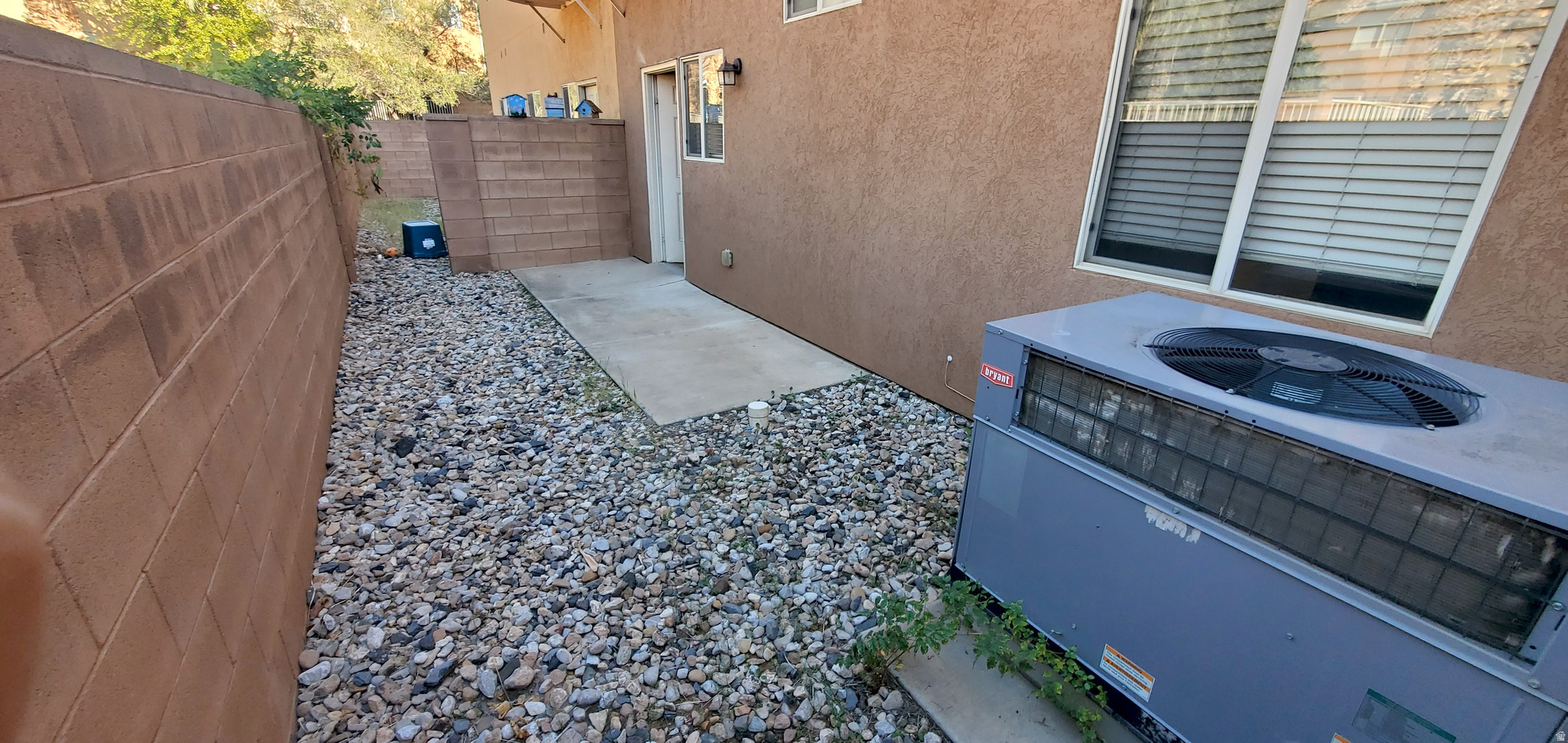 LA VENITA CONDO - Residential