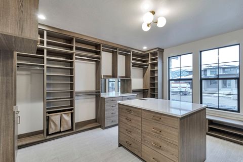 Tiny photo for 315 N AMBER LN W, Layton, UT 84041 (MLS # 2125796)