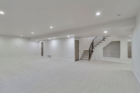 Tiny photo for 315 N AMBER LN W, Layton, UT 84041 (MLS # 2125796)