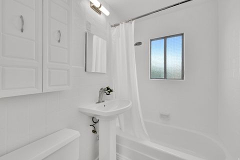 Tiny photo for 1245 E KENSINGTON AVE, Salt Lake City, UT 84105 (MLS # 2150728)