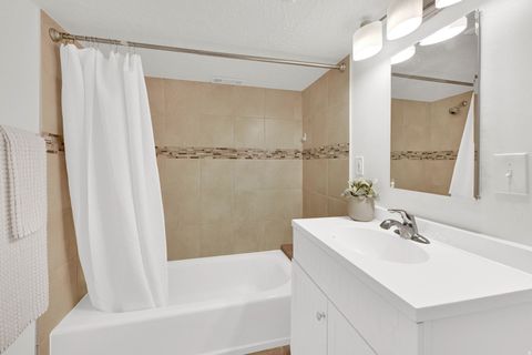 Tiny photo for 1245 E KENSINGTON AVE, Salt Lake City, UT 84105 (MLS # 2150728)