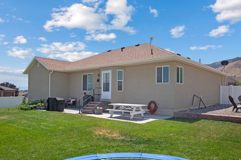 Tiny photo for 278 W LARIAT BLVD S, Saratoga Springs, UT 84045 (MLS # 2173159)