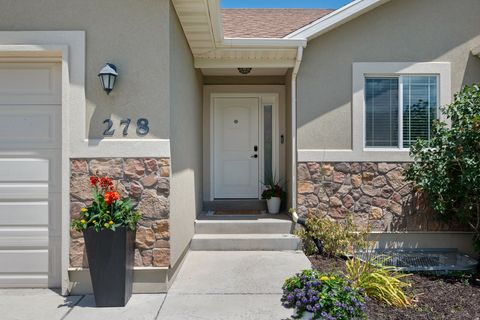 Tiny photo for 278 W LARIAT BLVD S, Saratoga Springs, UT 84045 (MLS # 2173159)