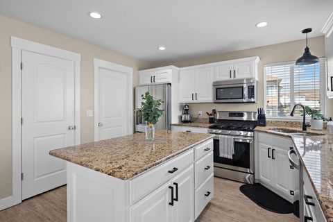 Tiny photo for 278 W LARIAT BLVD S, Saratoga Springs, UT 84045 (MLS # 2173159)