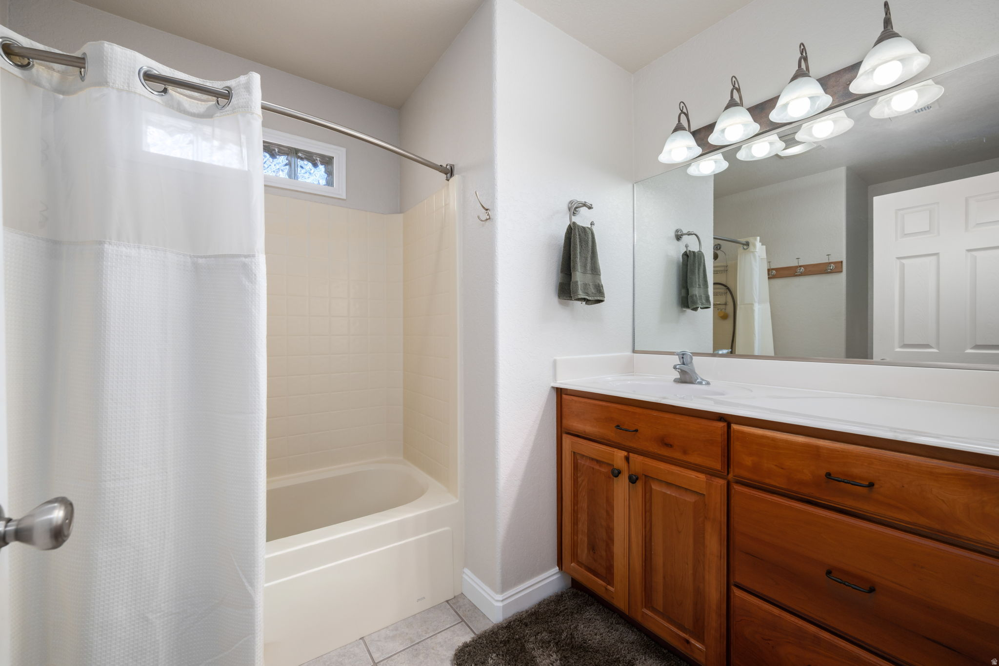 SILVER MEADOW EST 2 - Residential