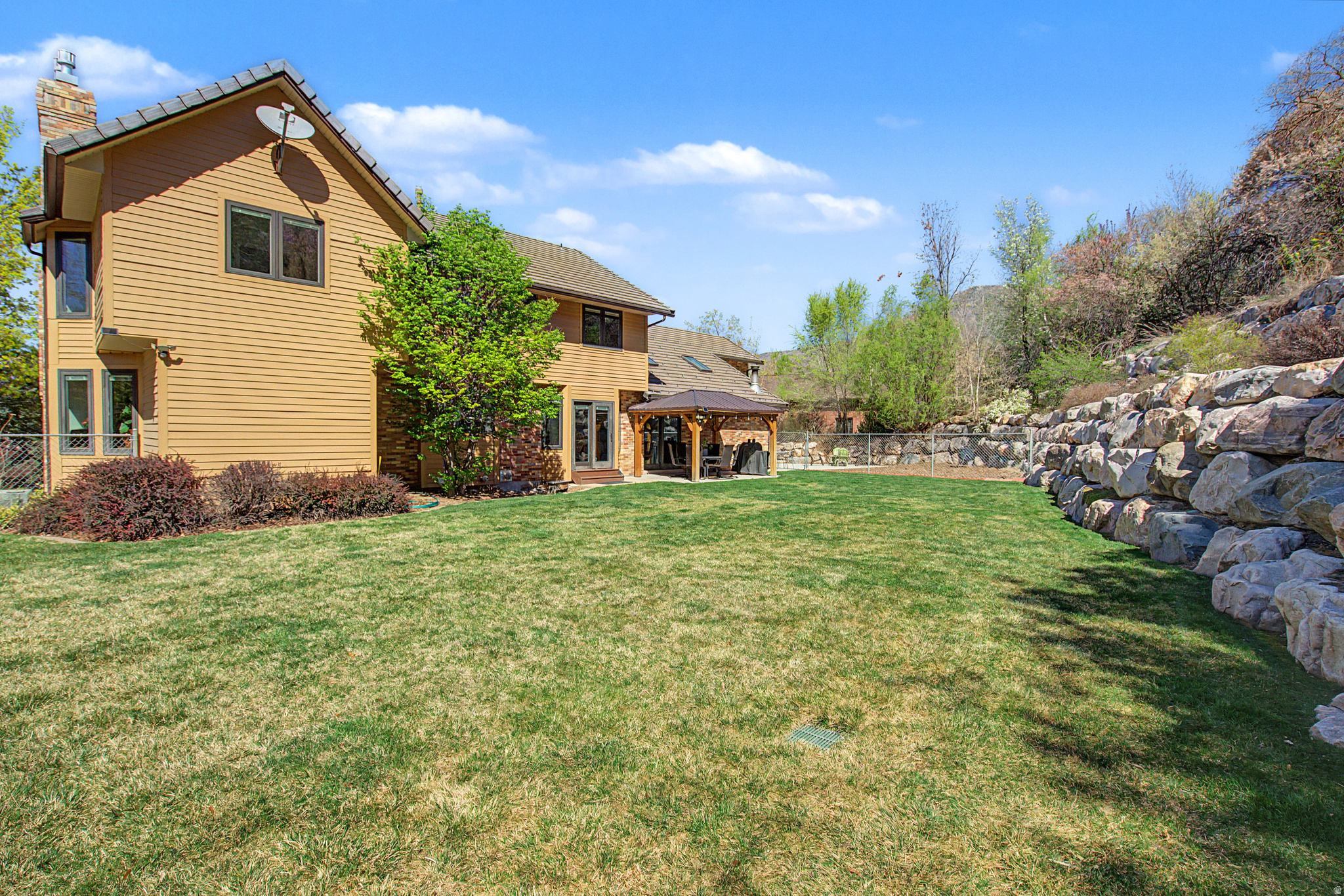 OAK CREEK ESTATES - Residential