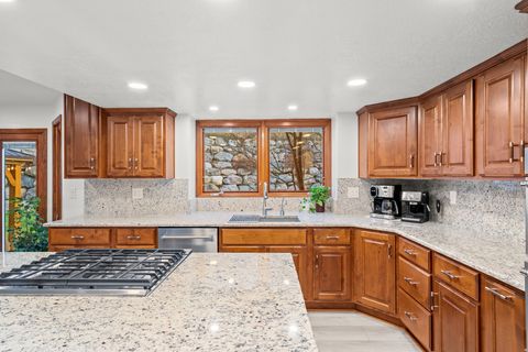 Tiny photo for 1225 E 5275 S, South Ogden, UT 84403 (MLS # 2124616)