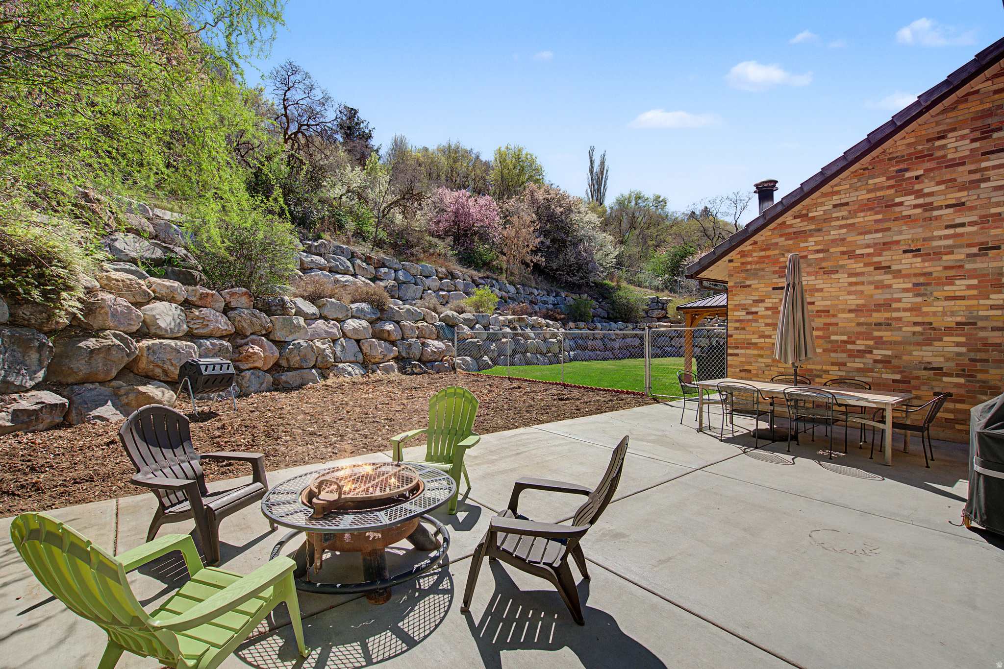 OAK CREEK ESTATES - Residential