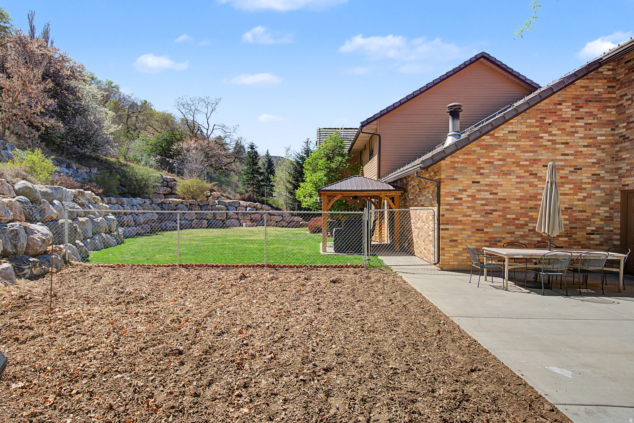 OAK CREEK ESTATES - Residential