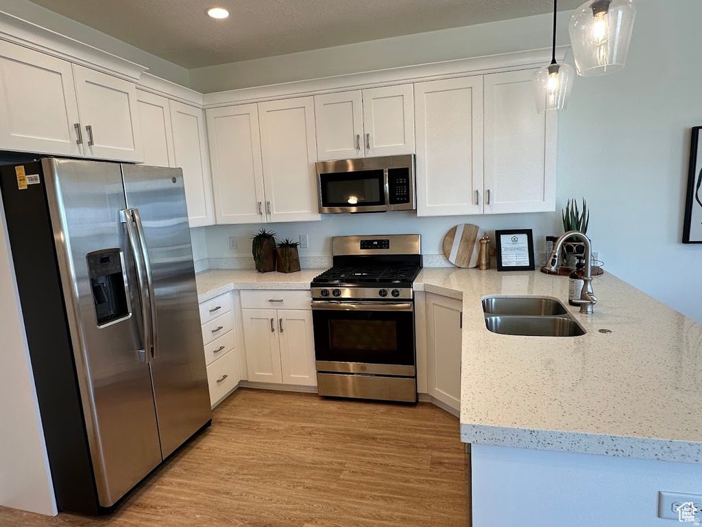 Photo of 2203 W SWIFT FOX DR #272, Lehi, UT 84048 (MLS # 2134105)