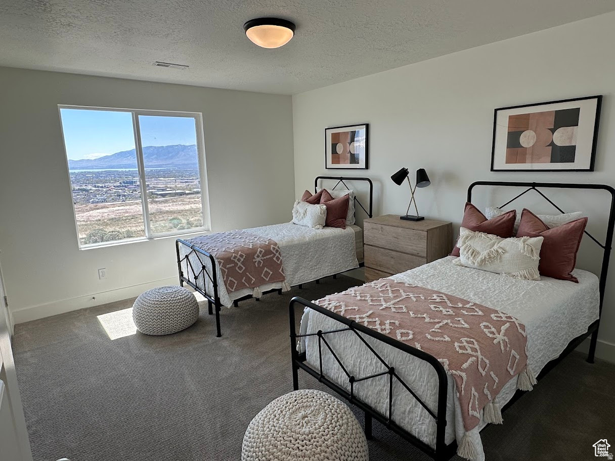 FOX CANYON - Residential