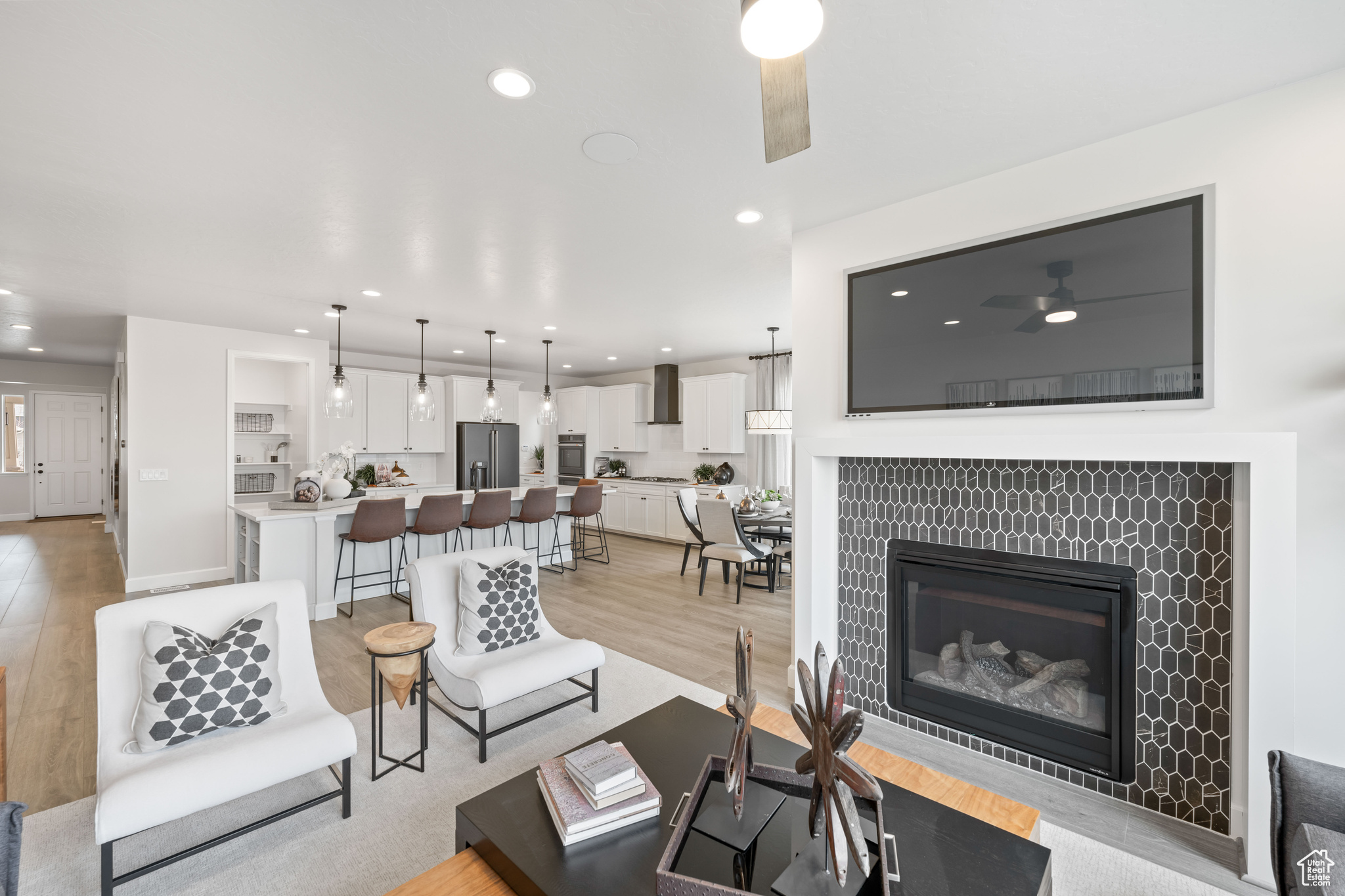 CANYON VIEW MEADOWS - Residential