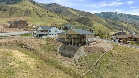 Tiny photo for 2275 E MEADOWLARK LN N, North Logan, UT 84341 (MLS # 2147191)