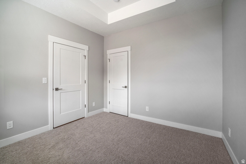 BONNEVILLE TRAIL - Residential