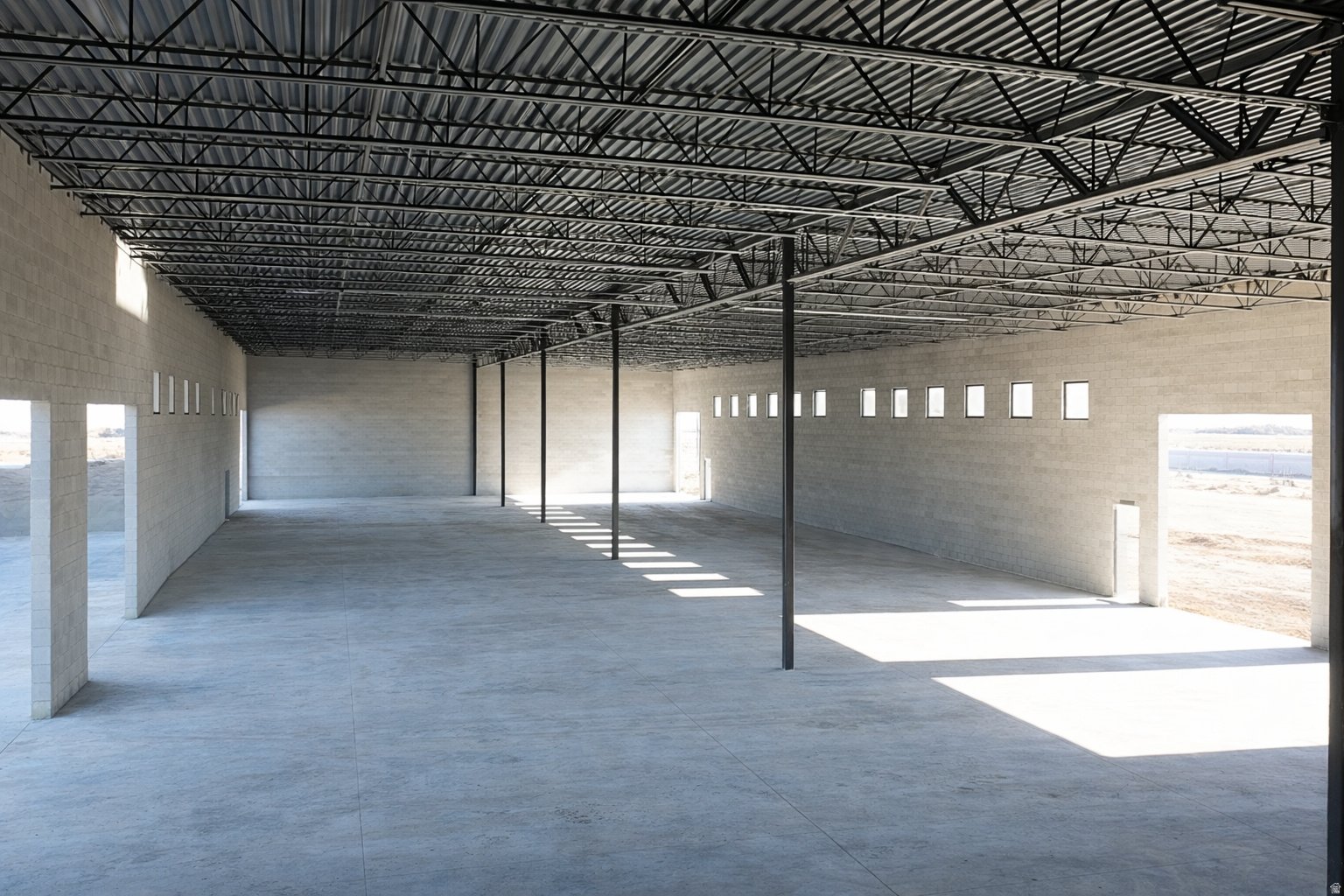 DB INDUSTRIAL - Commercial Sale