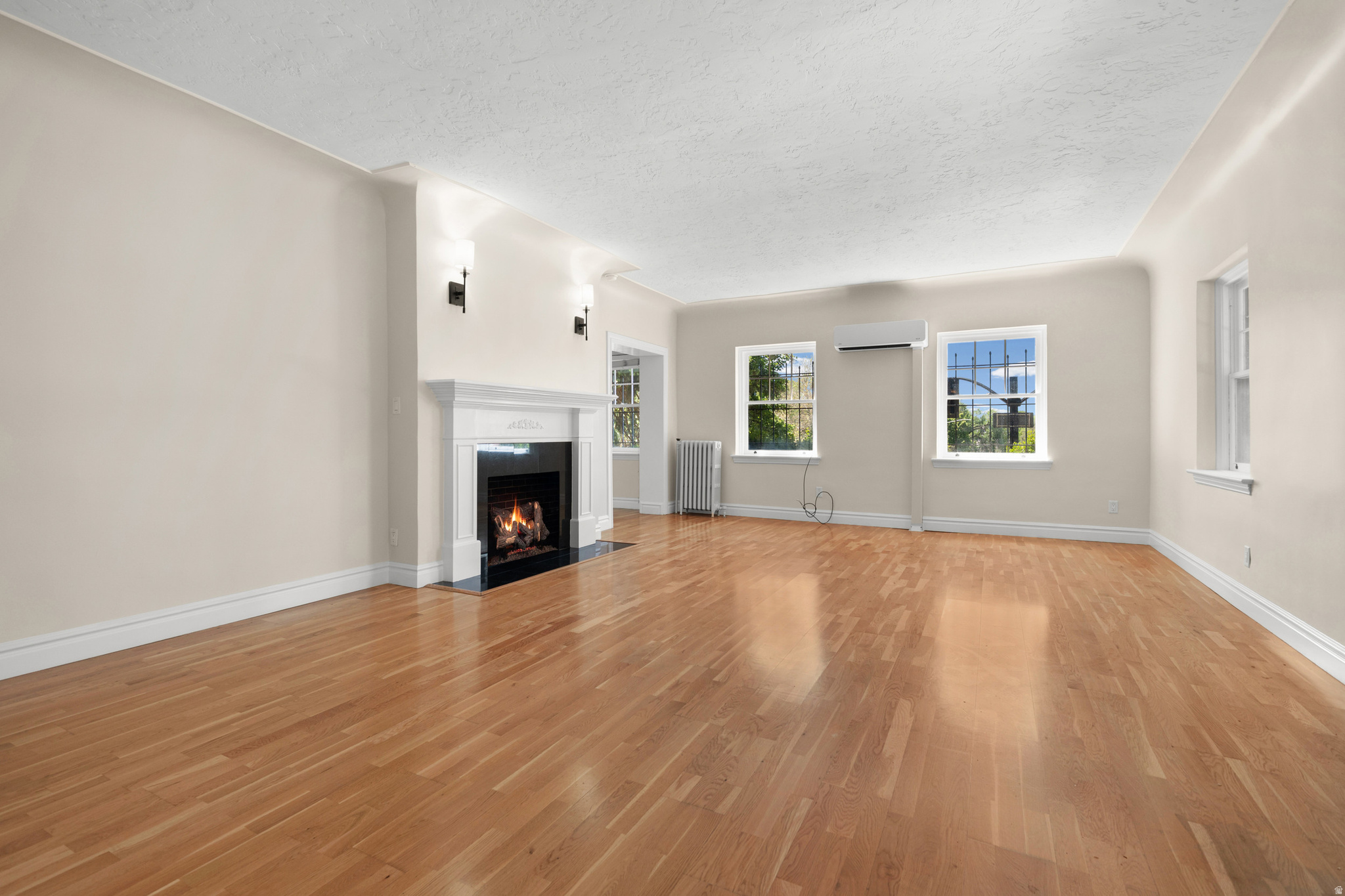 MAYFLOWER - Residential