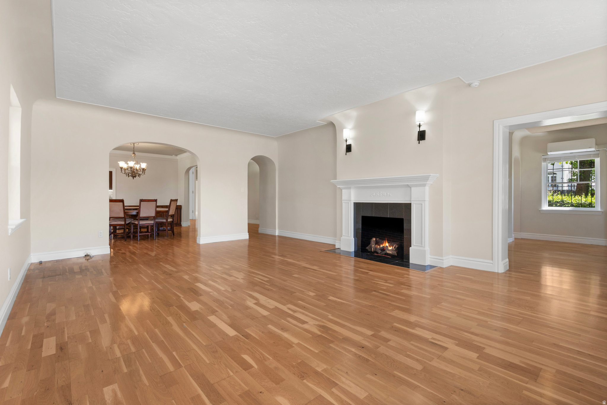 MAYFLOWER - Residential