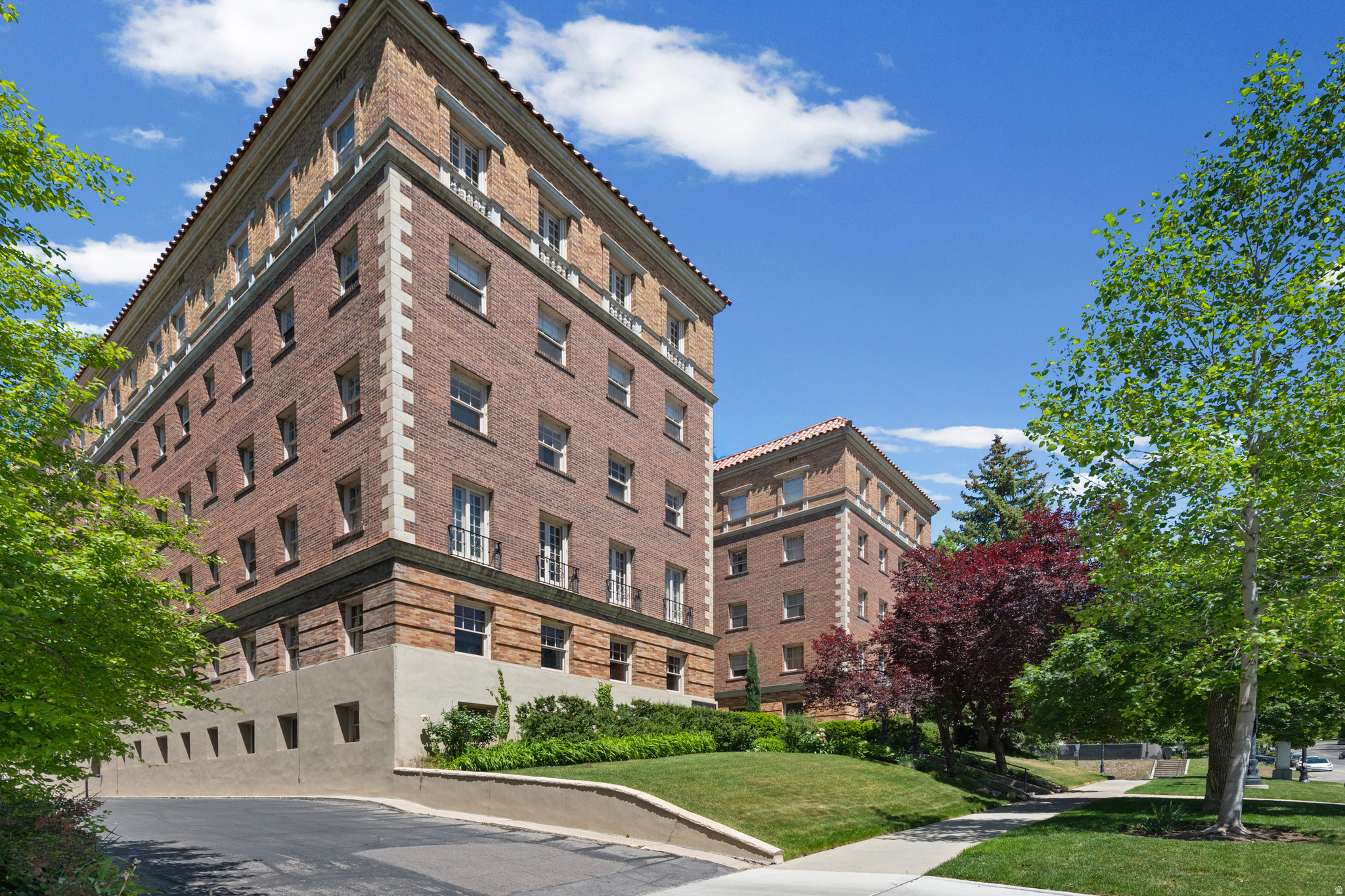 MAYFLOWER - Residential