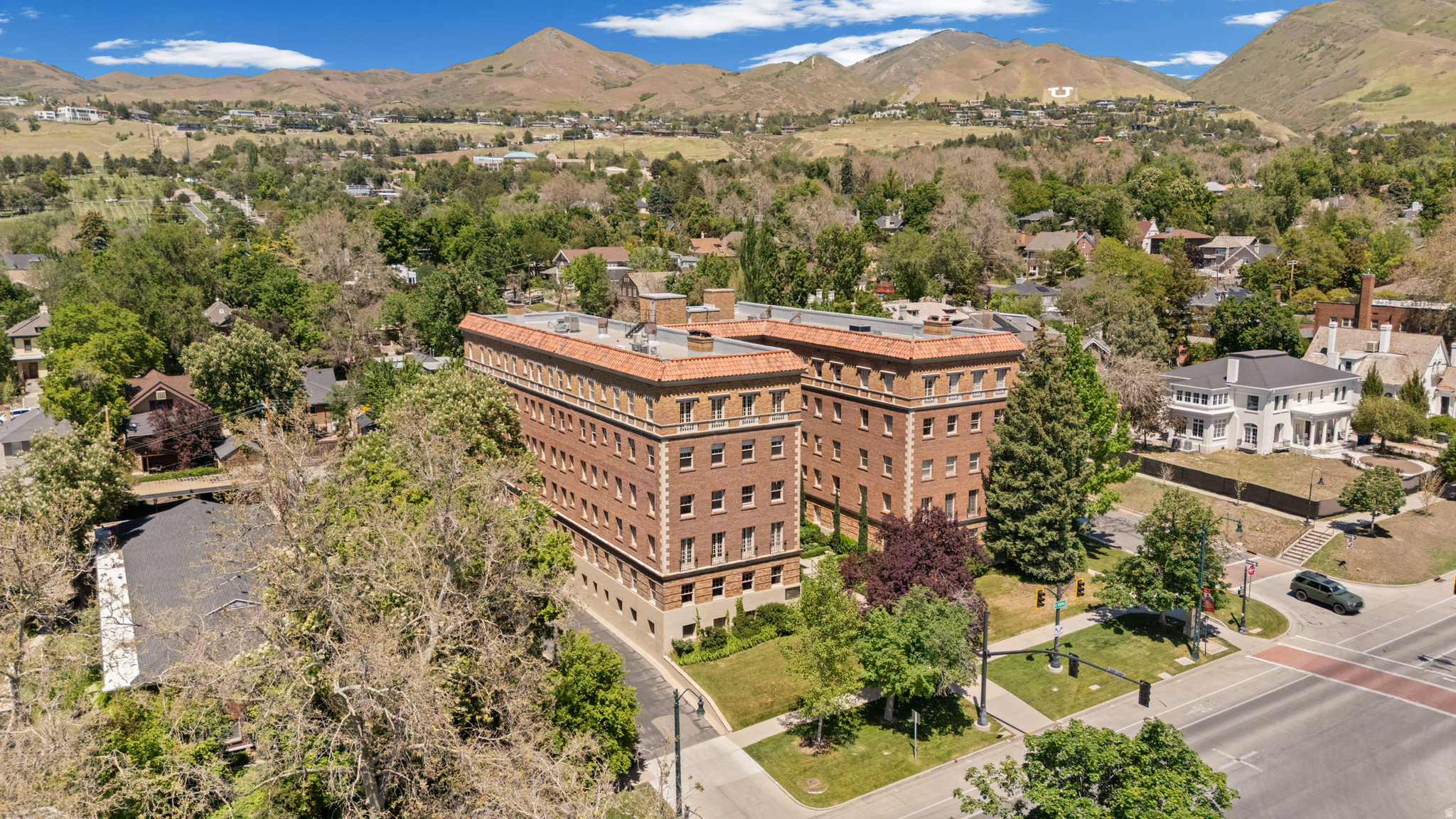 MAYFLOWER - Residential