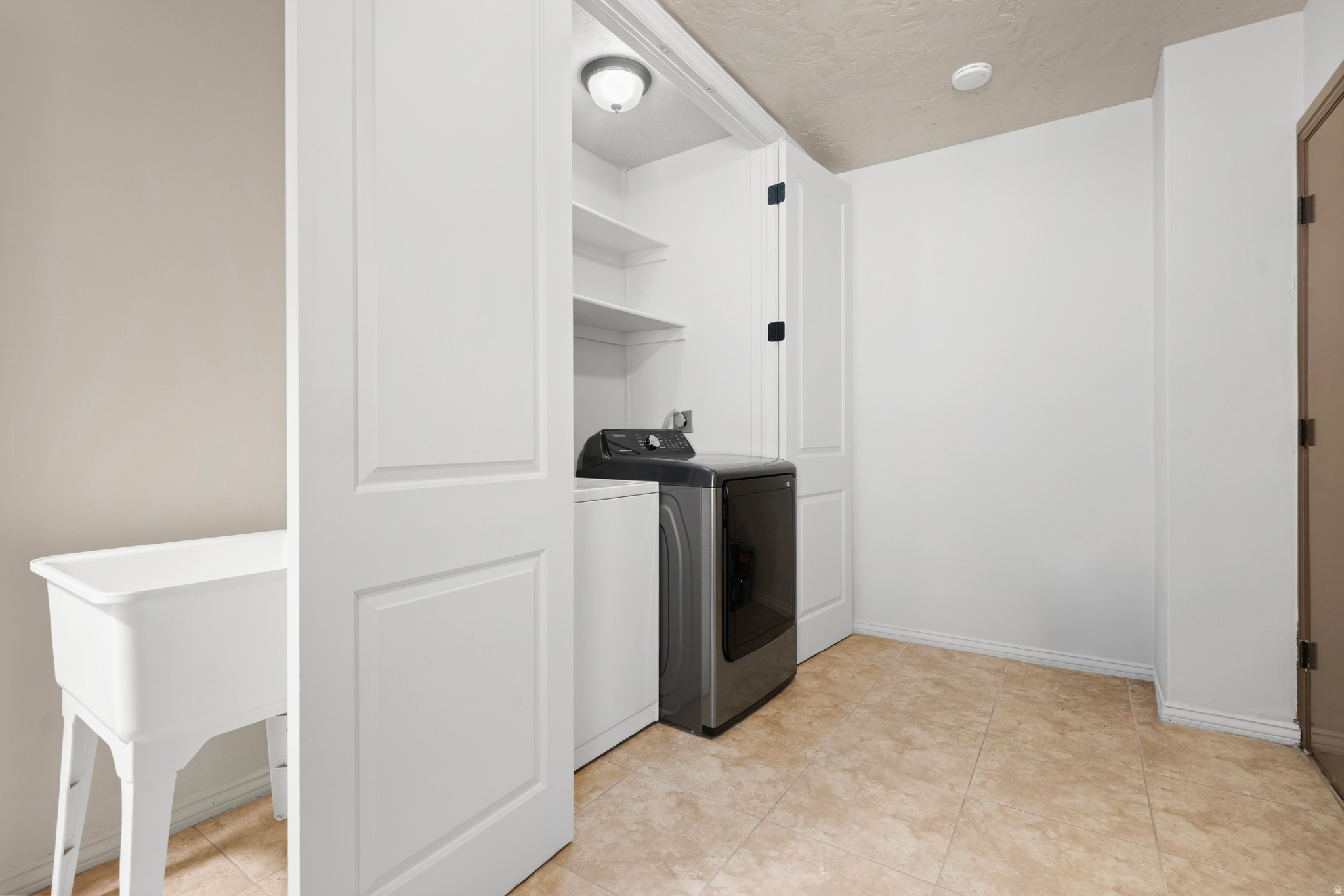 MAYFLOWER - Residential