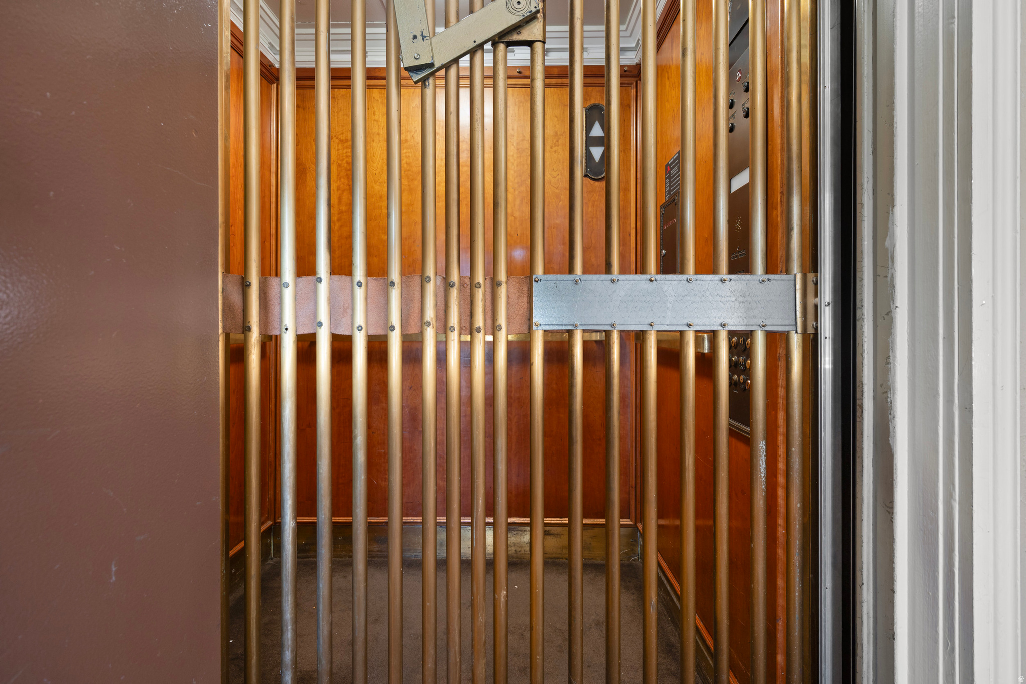 MAYFLOWER - Residential