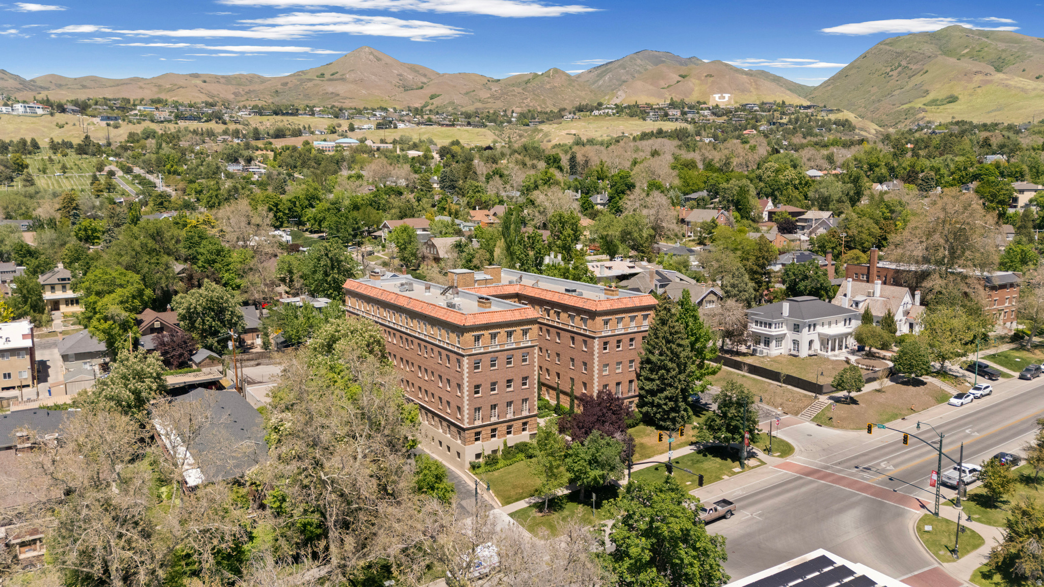 MAYFLOWER - Residential