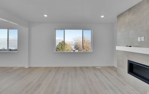 Tiny photo for 56 E NIGHT HERON CV #612, Saratoga Springs, UT 84045 (MLS # 2142590)