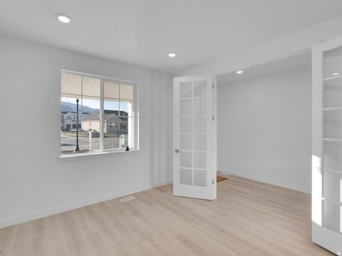 Tiny photo for 56 E NIGHT HERON CV #612, Saratoga Springs, UT 84045 (MLS # 2142590)