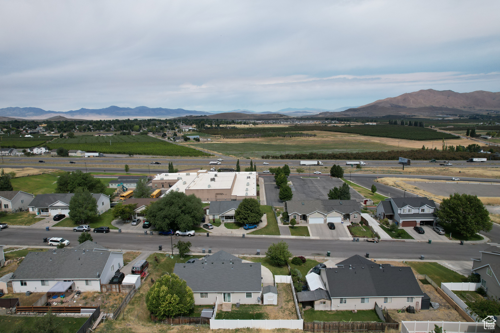 EASTSIDE ESTATES - Residential Income