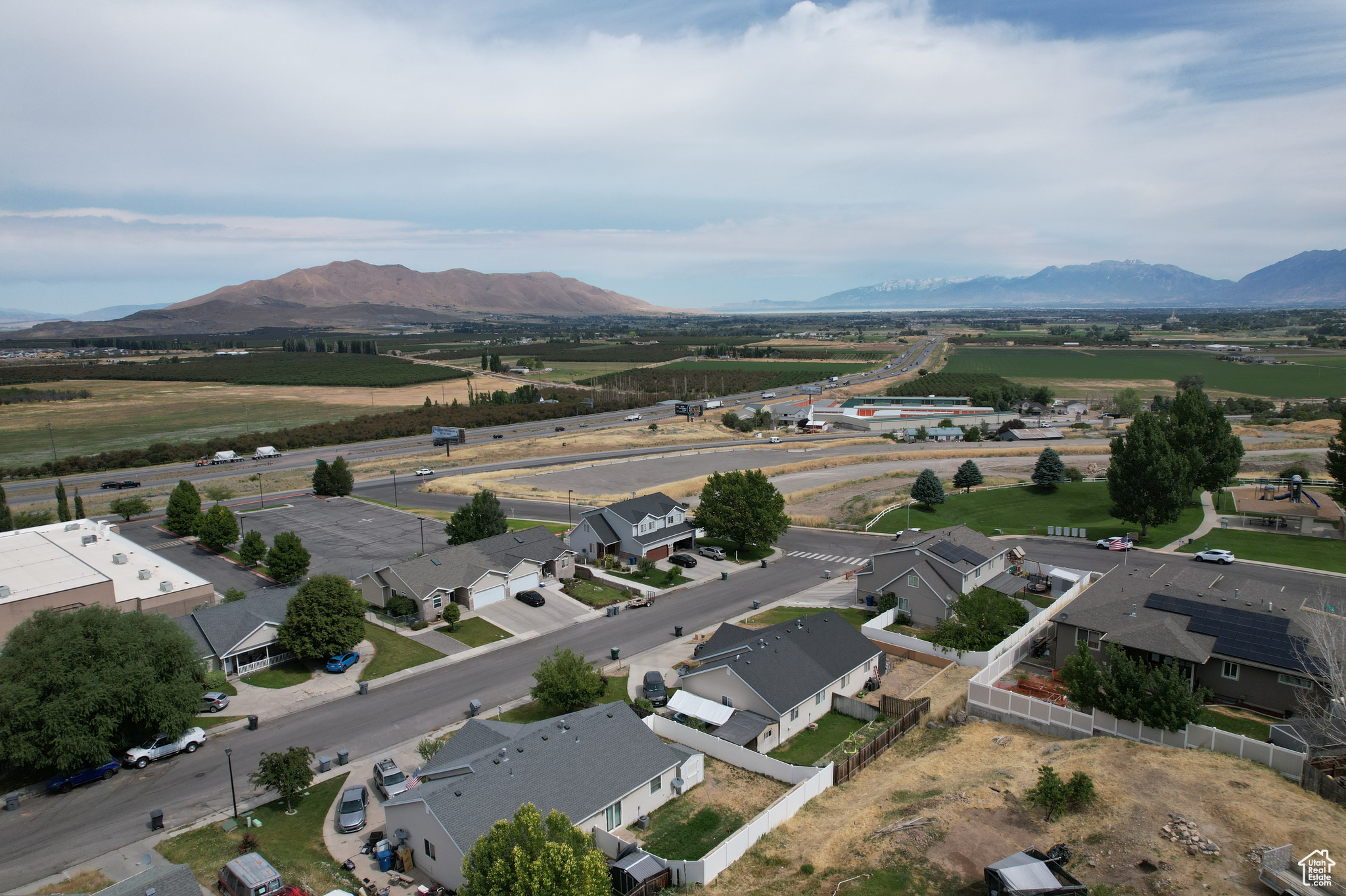 EASTSIDE ESTATES - Residential Income