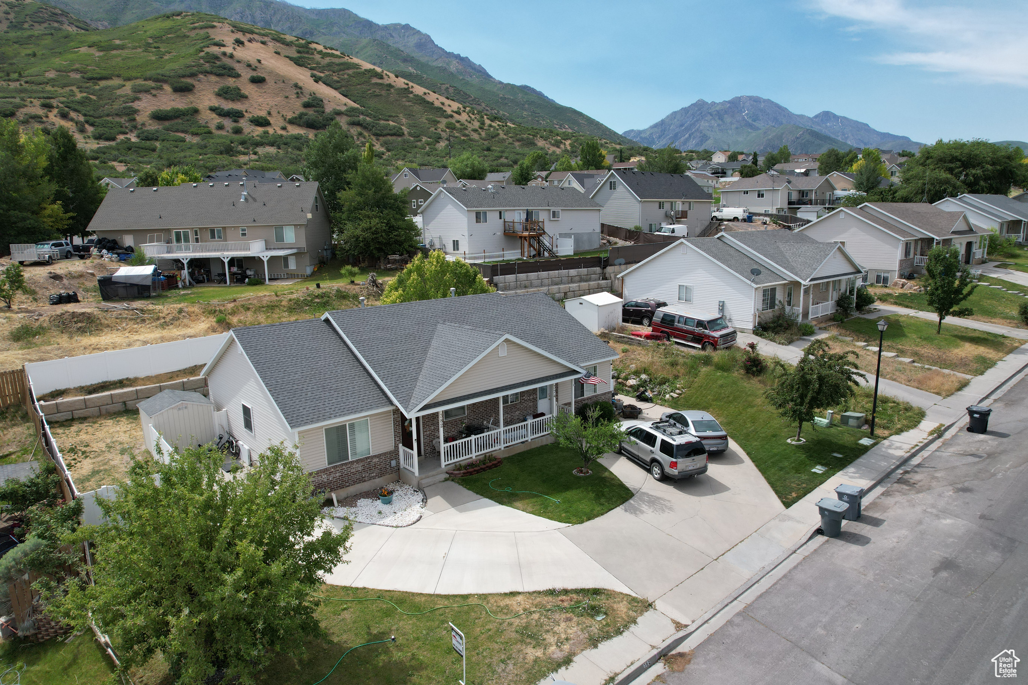 EASTSIDE ESTATES - Residential Income