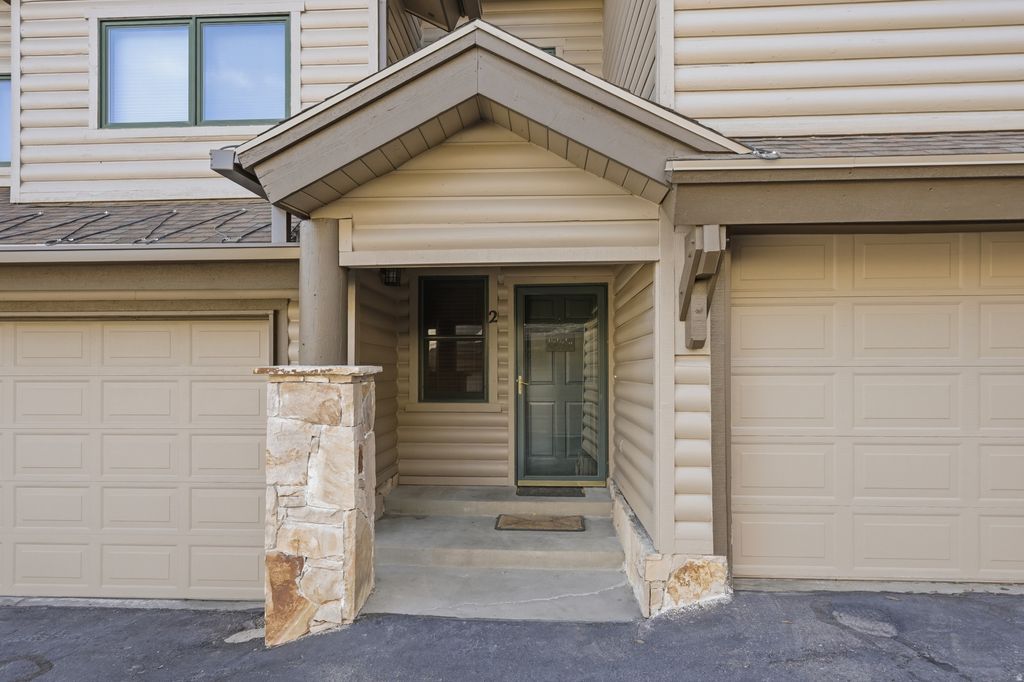 Photo of 720 DEER VALLEY DR #2, Park City, UT 84060 (MLS # 2147606)