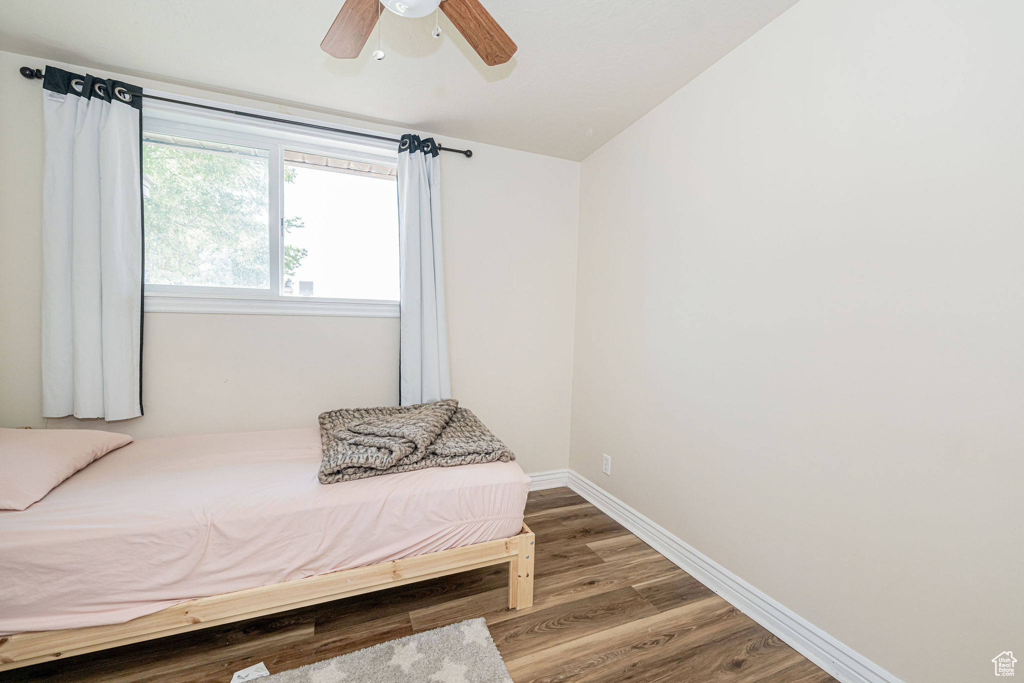 BAY VIEW PARK - Residential