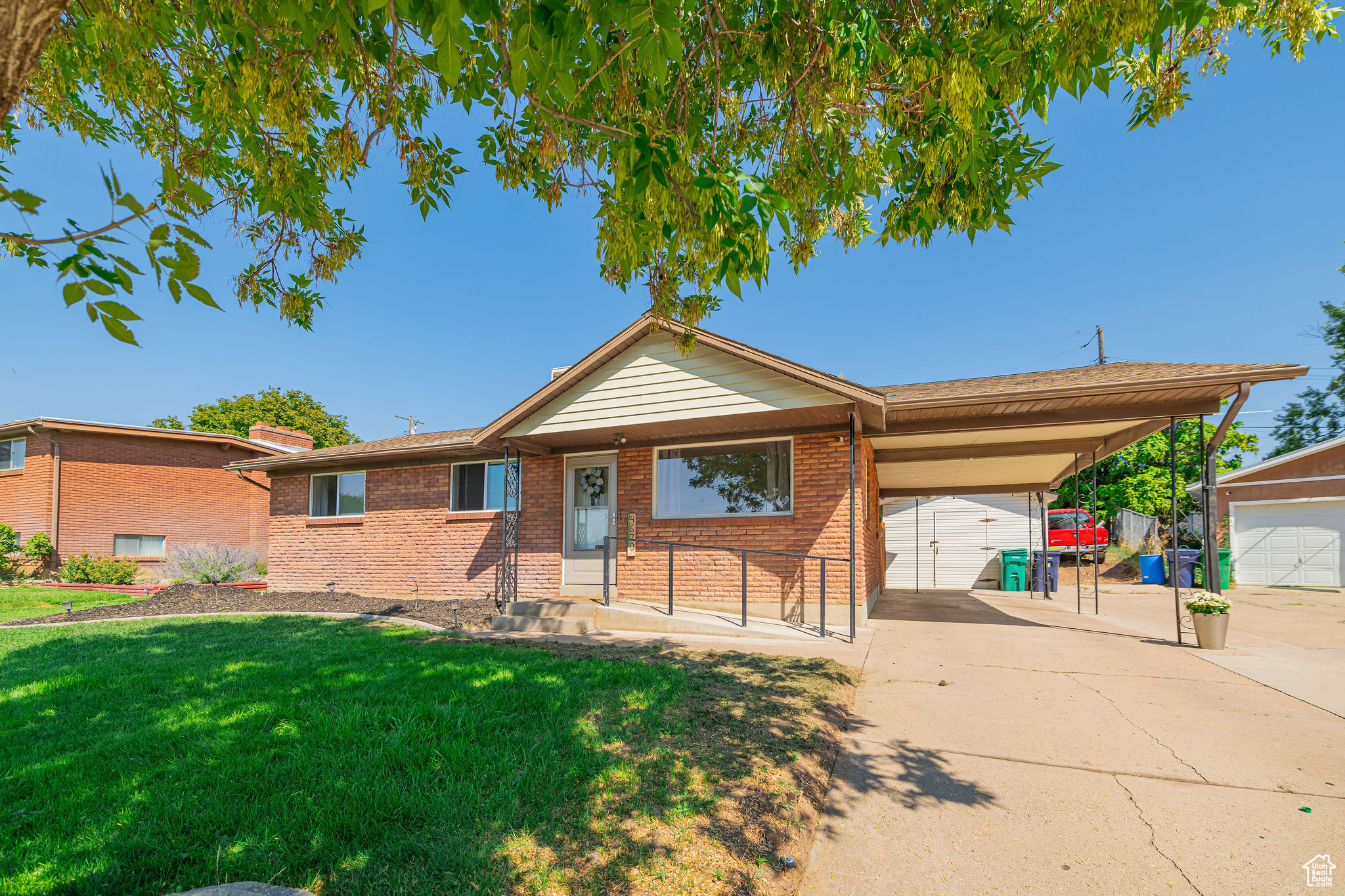 BAY VIEW PARK - Residential