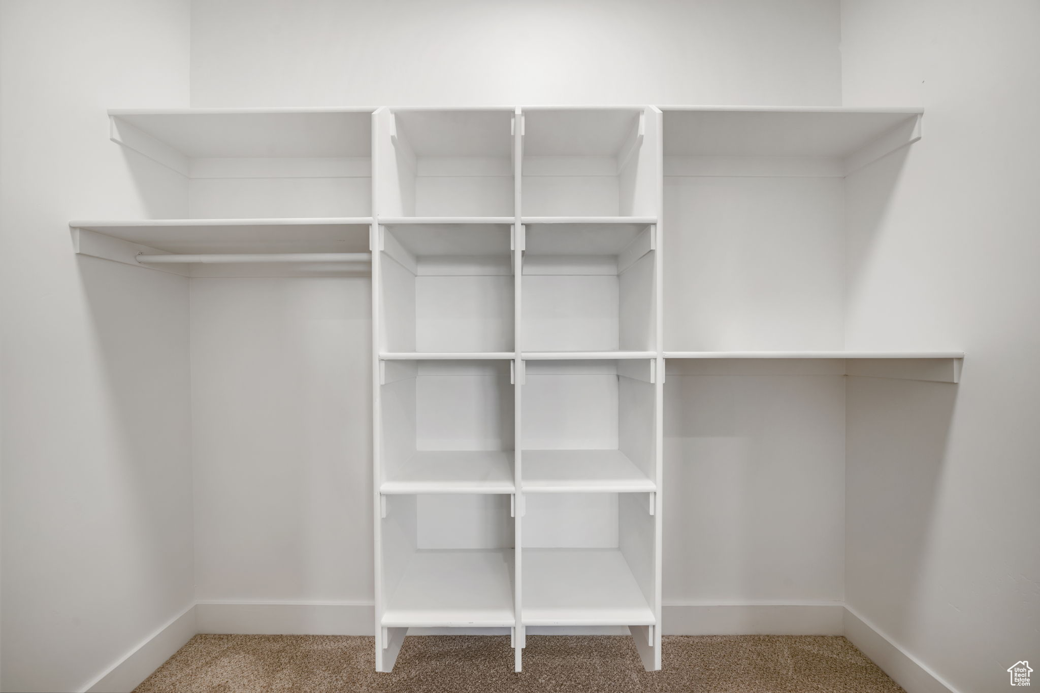 WEST FIELD CENTRAL - Residential Income