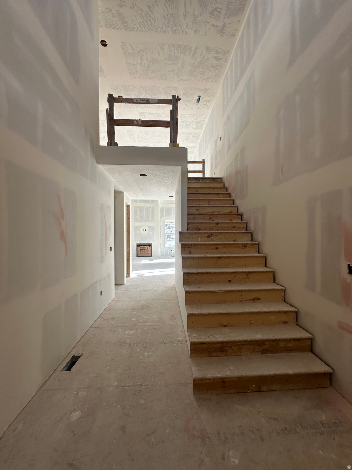 SUMMERHILL LANE - Residential