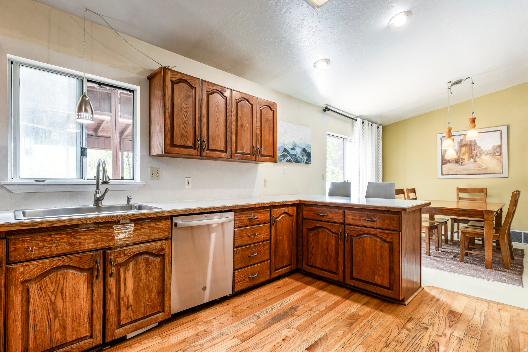 HIGHLAND ESTATES - Residential