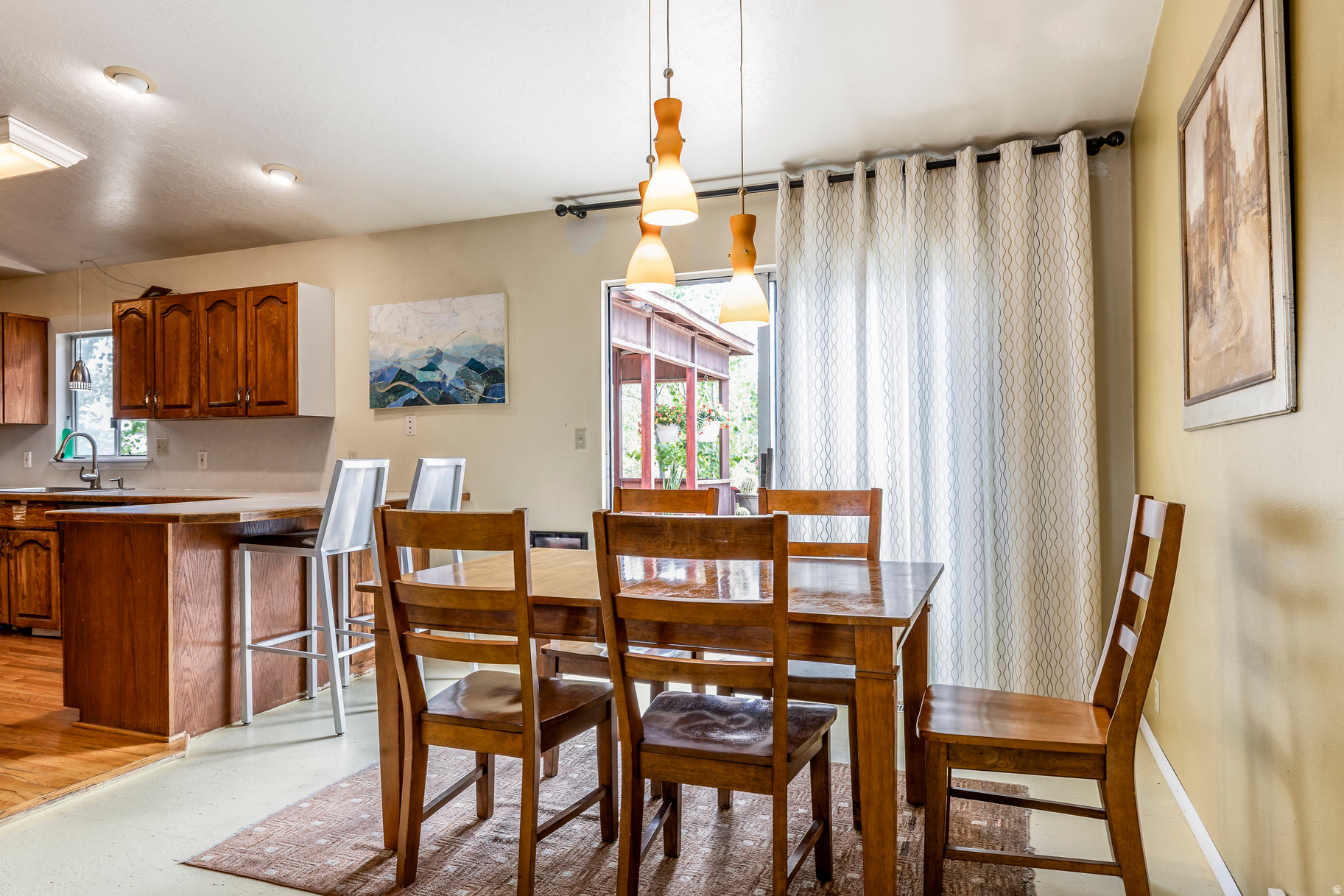 HIGHLAND ESTATES - Residential