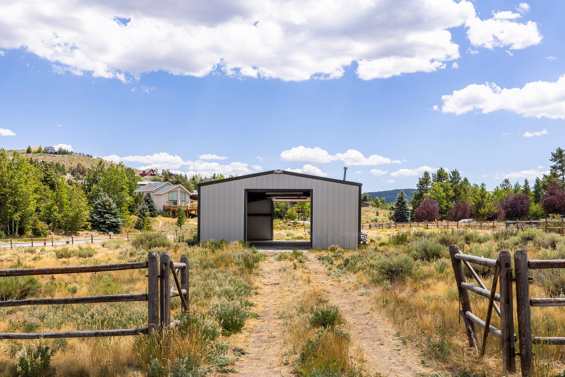 HIGHLAND ESTATES - Residential