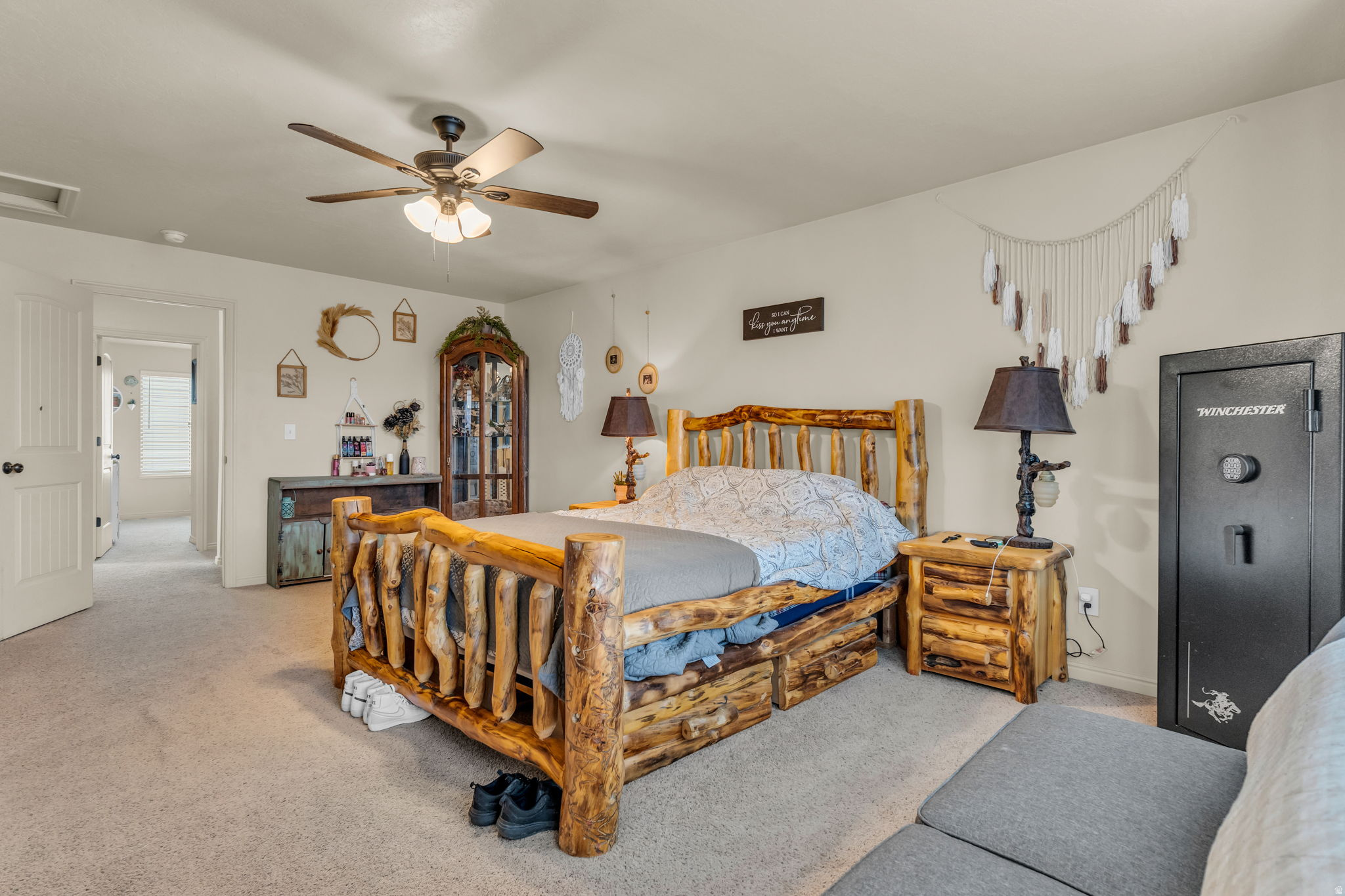 SILVER LAKE - Residential