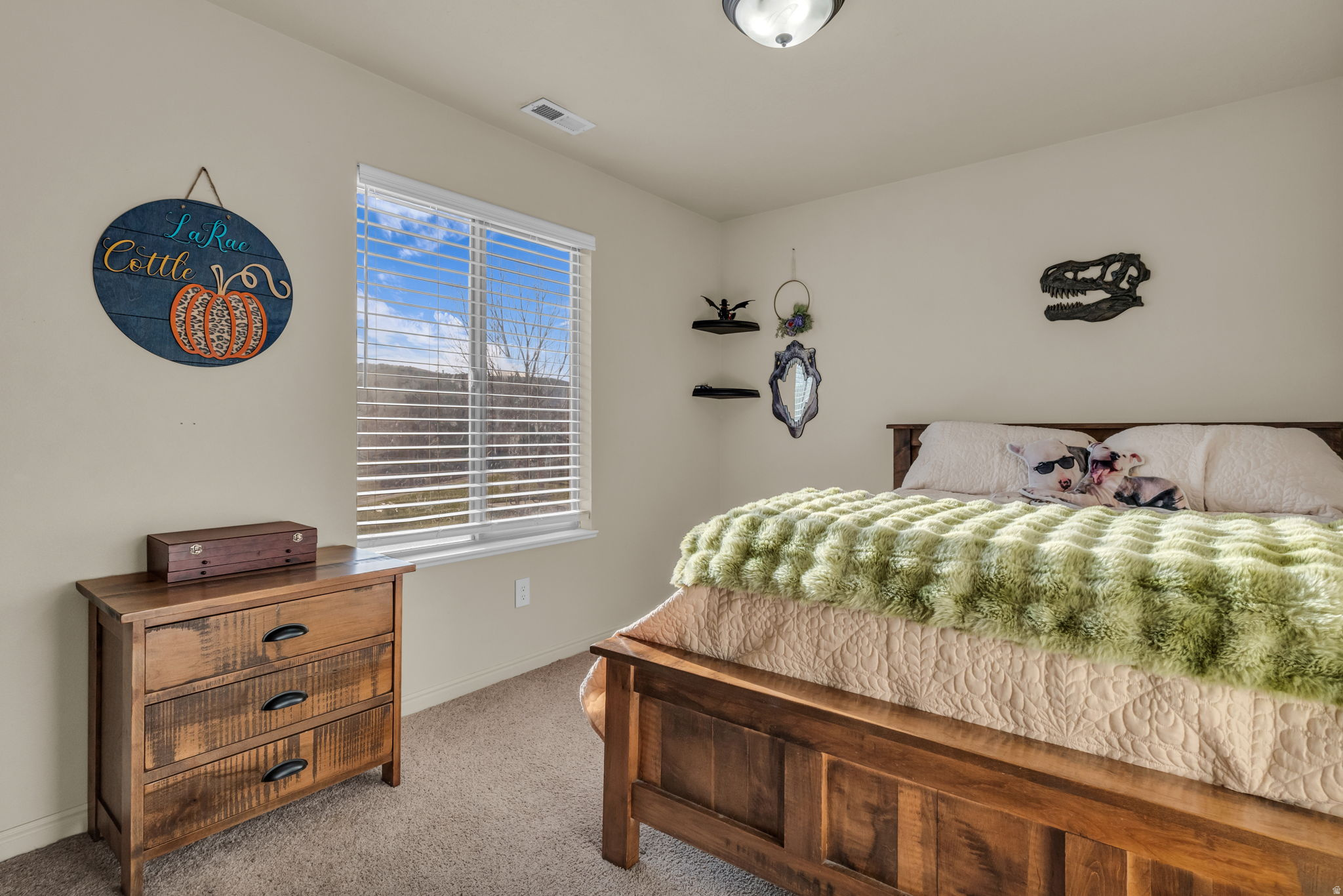 SILVER LAKE - Residential