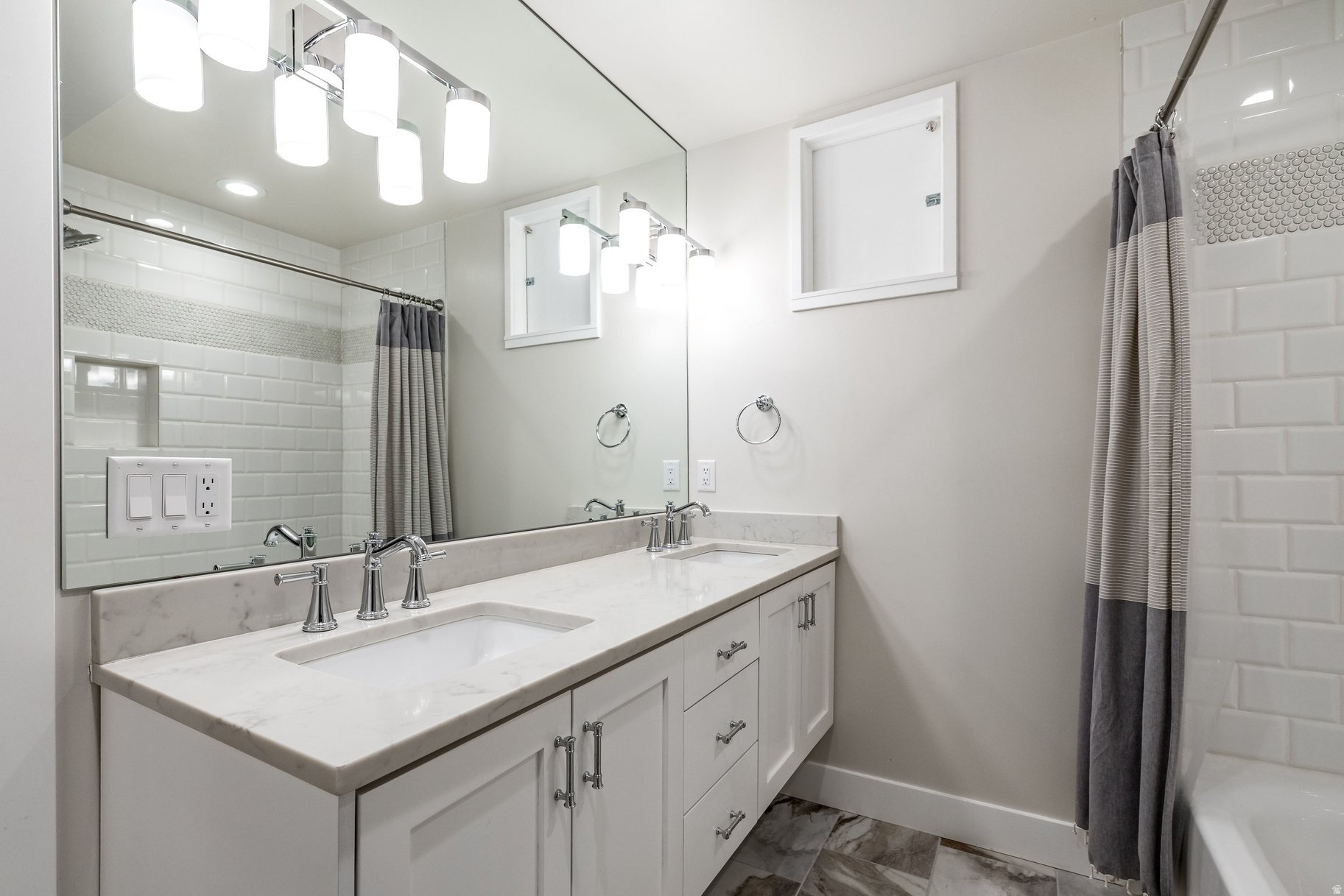 RIDGEVIEW - Residential